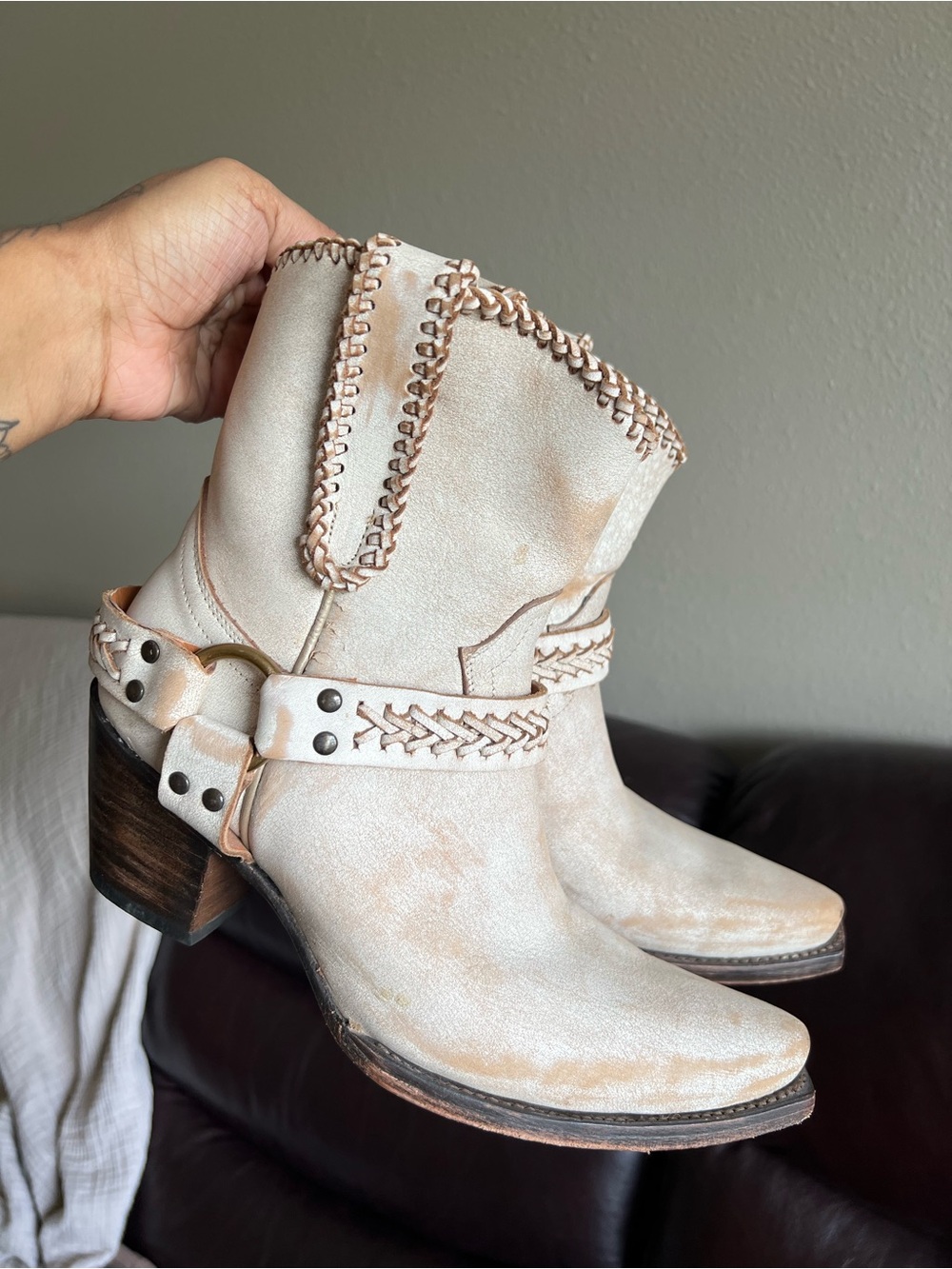 Cleo and wolf boots
